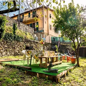 https://la-casa-dei-colori-appartamento-elegante-con-jacuzzi.hotelitalianriviera.com